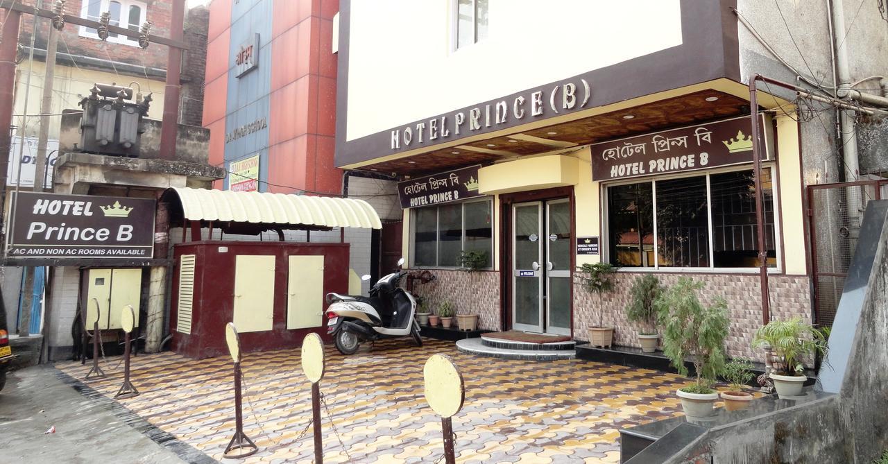 Hotel Prince B Guwahati Buitenkant foto