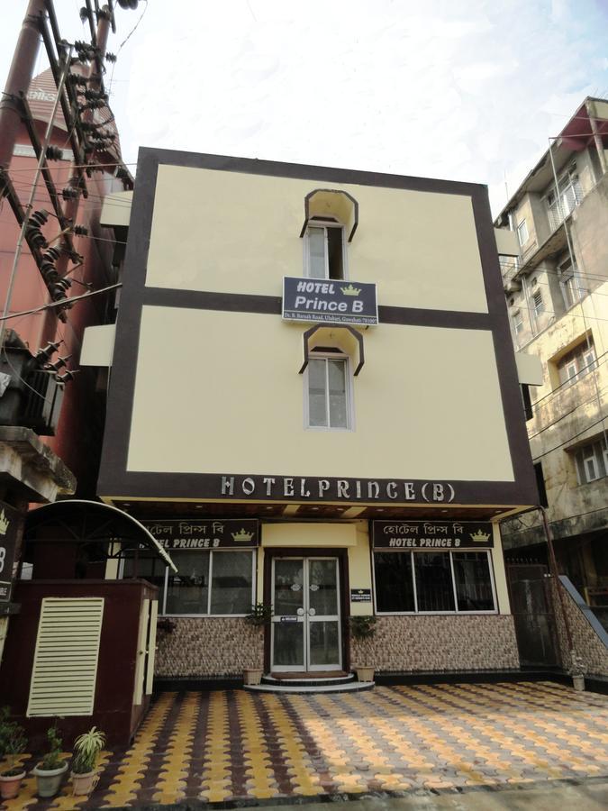 Hotel Prince B Guwahati Buitenkant foto